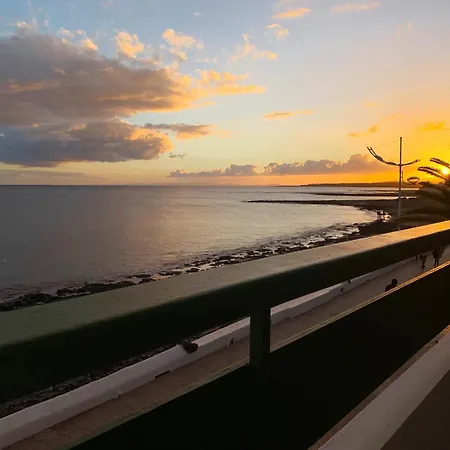 Apartment Lanzarote Frente Al Mar *