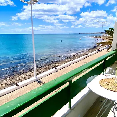 Apartment Lanzarote Frente Al Mar *