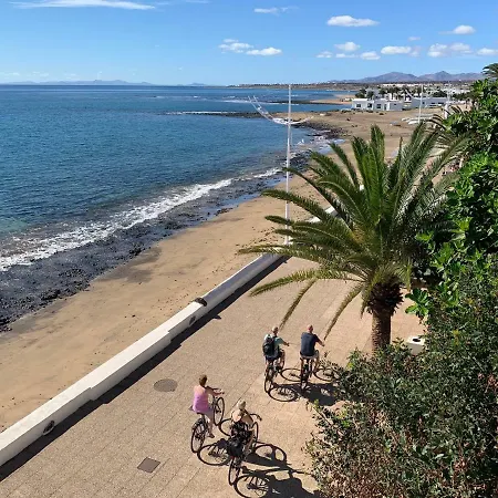 Lanzarote Frente Al Mar *